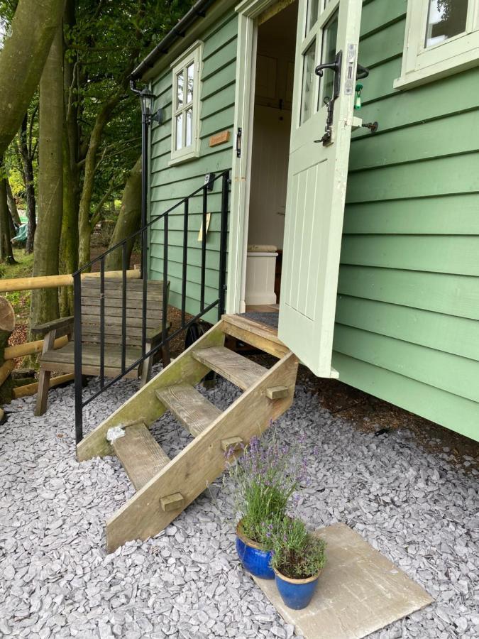 Upper Hulme Lavender Retreat With Private Hot Tub 게스트하우스 외부 사진